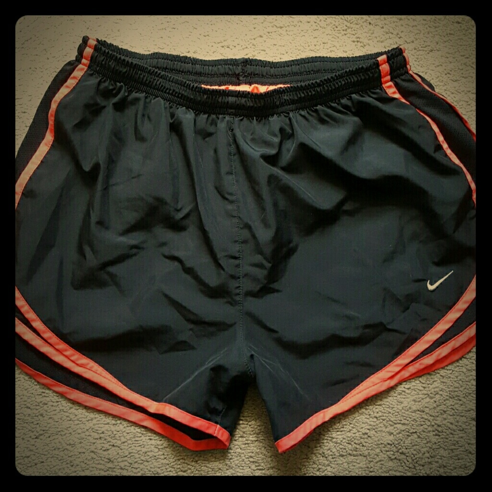 NIKE Tempo Dri-Fit Running Excercise Shorts L